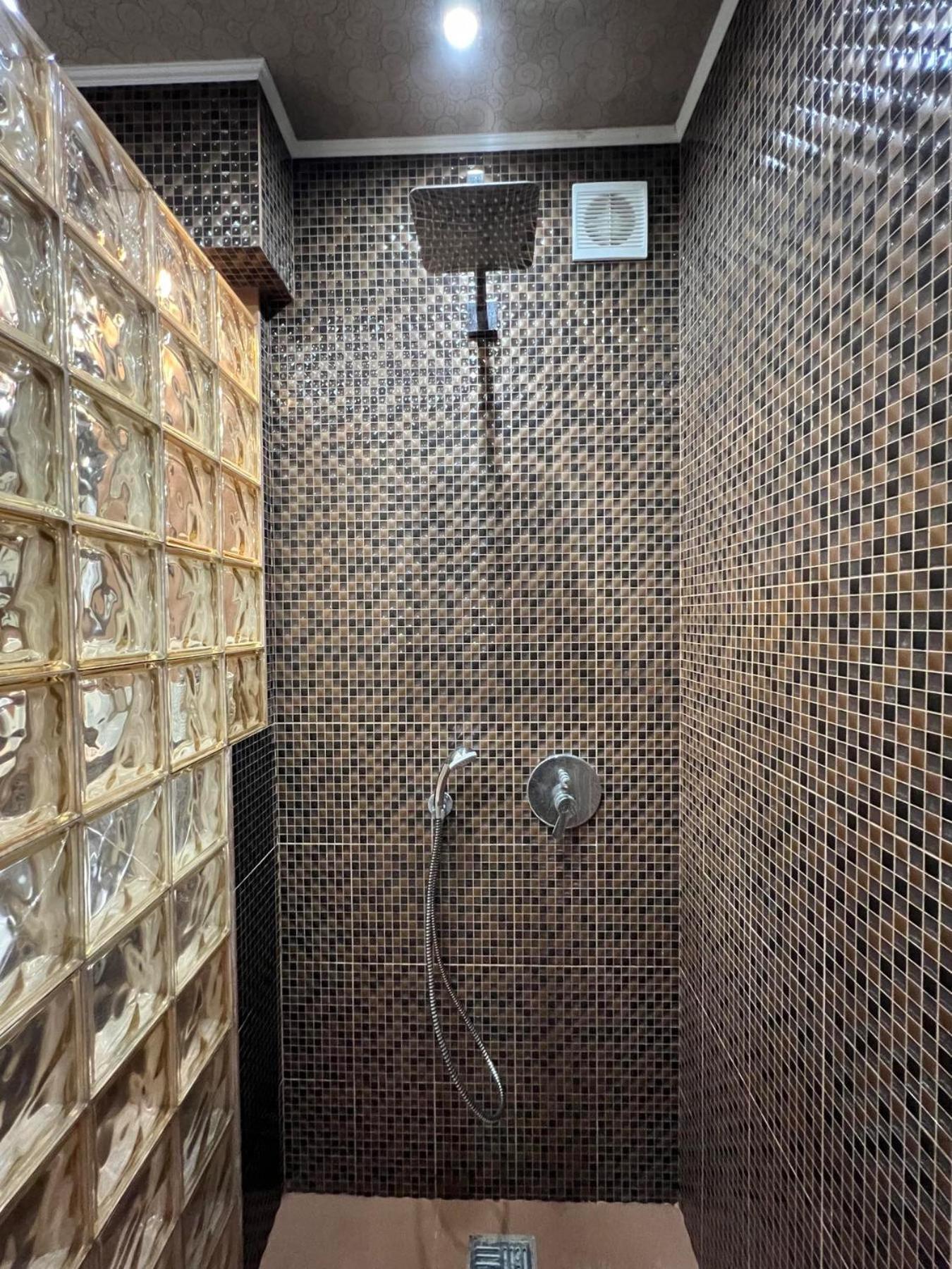 Chernigov City Apartments Na Peremohy Eksteriør billede