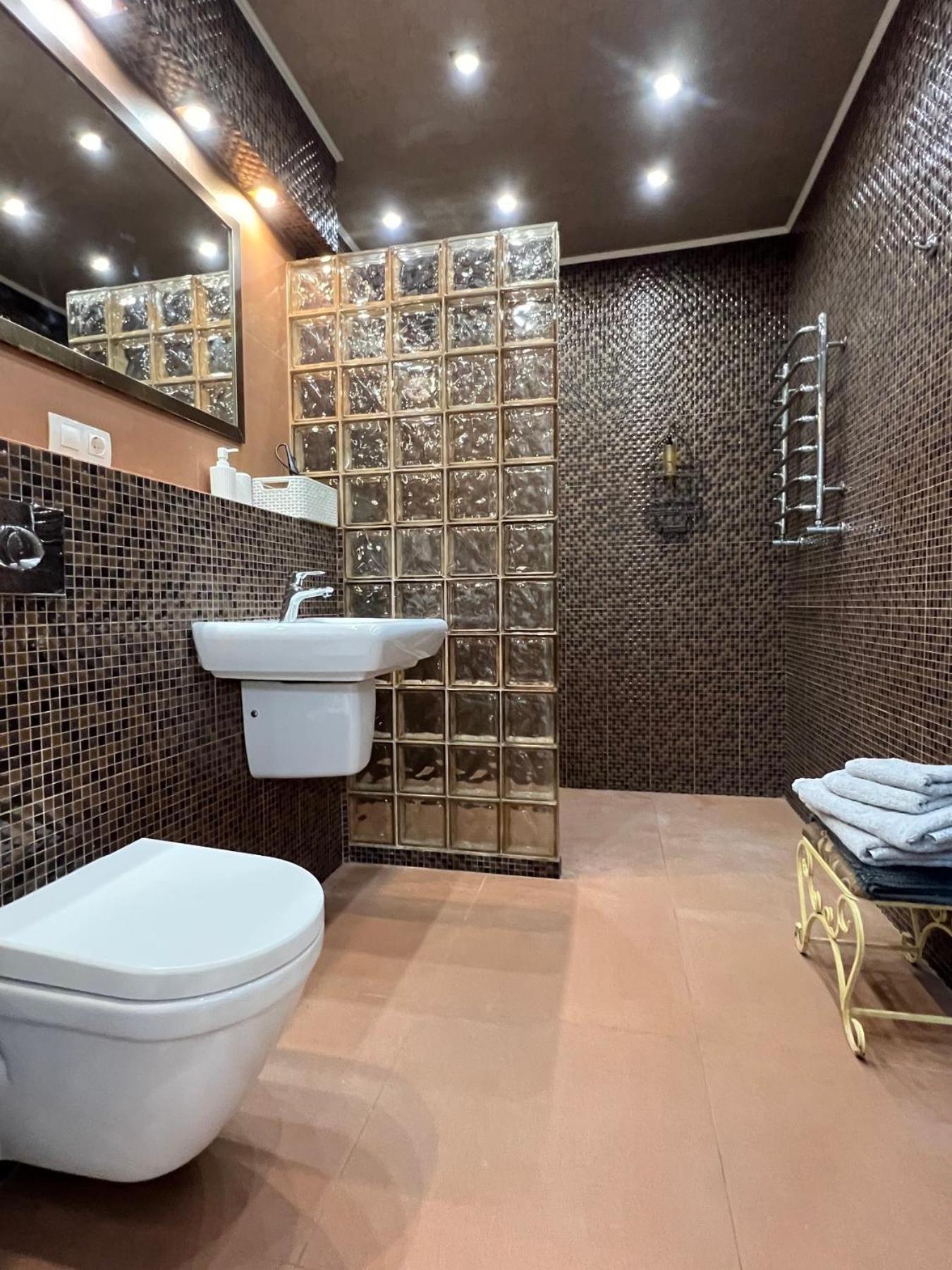 Chernigov City Apartments Na Peremohy Eksteriør billede